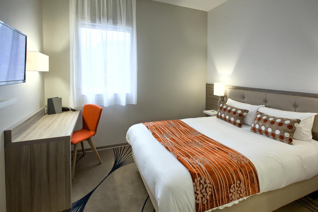 Logis Hotel Restaurant & Spa Au Comte D'Ornon Gradignan Pokój zdjęcie
