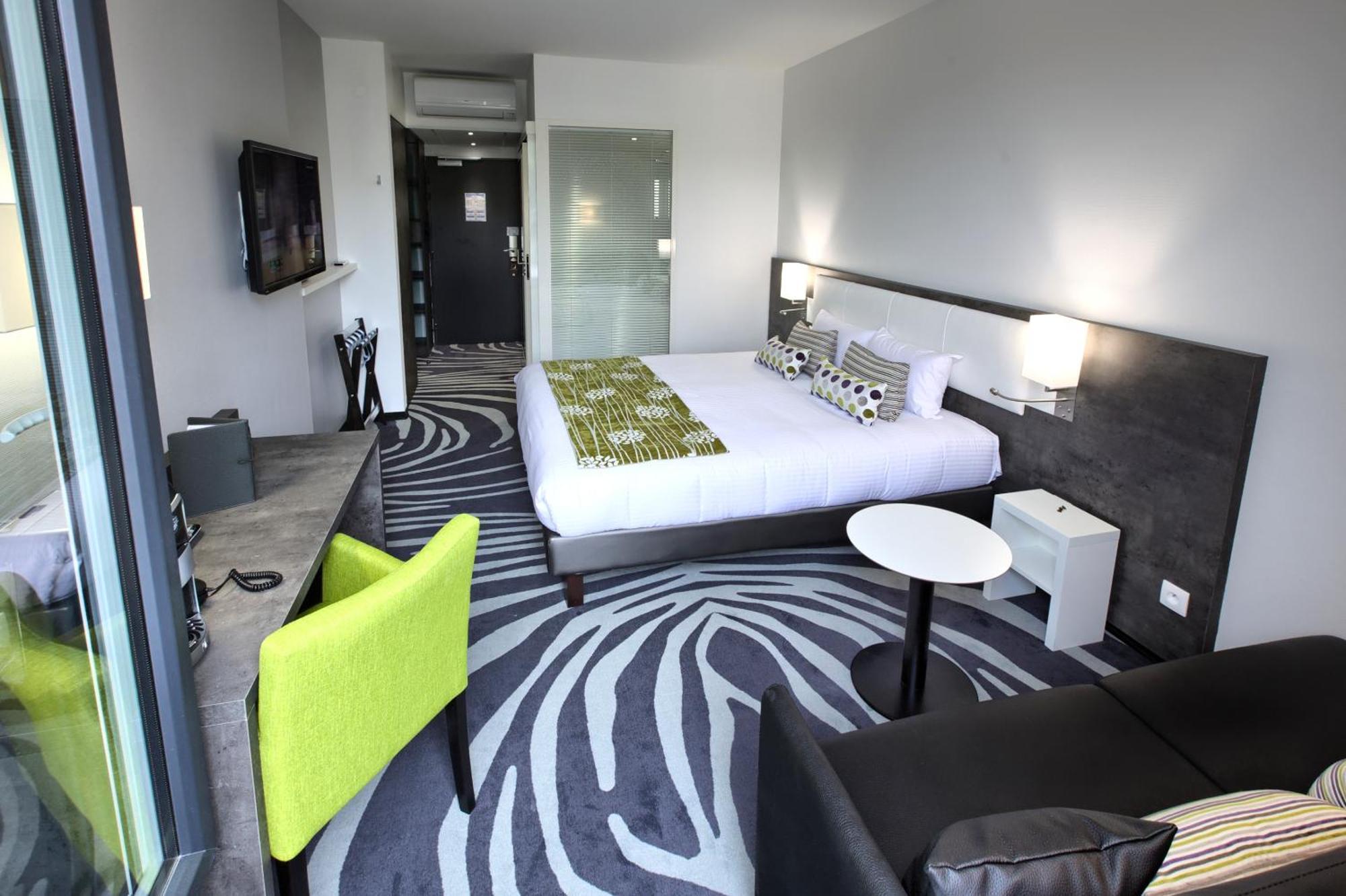 Logis Hotel Restaurant & Spa Au Comte D'Ornon Gradignan Pokój zdjęcie