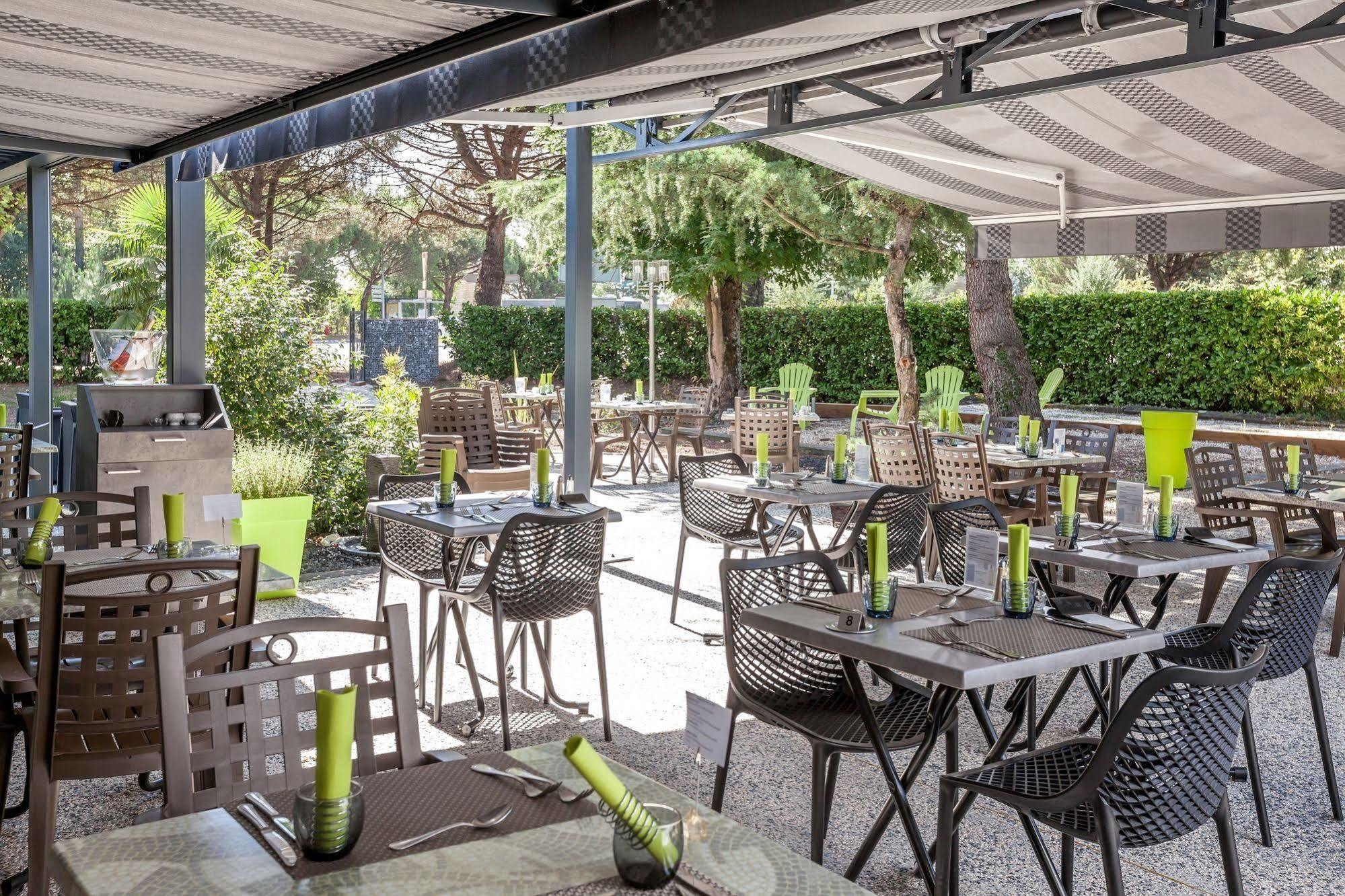 Logis Hotel Restaurant & Spa Au Comte D'Ornon Gradignan Zewnętrze zdjęcie